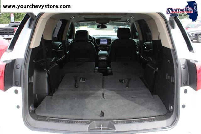Used 2018 White GMC Denali image 20
