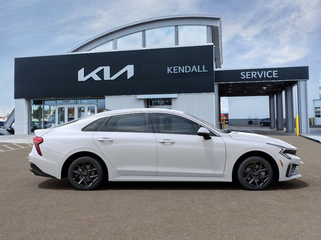New 2026 White Kia LXS image 7