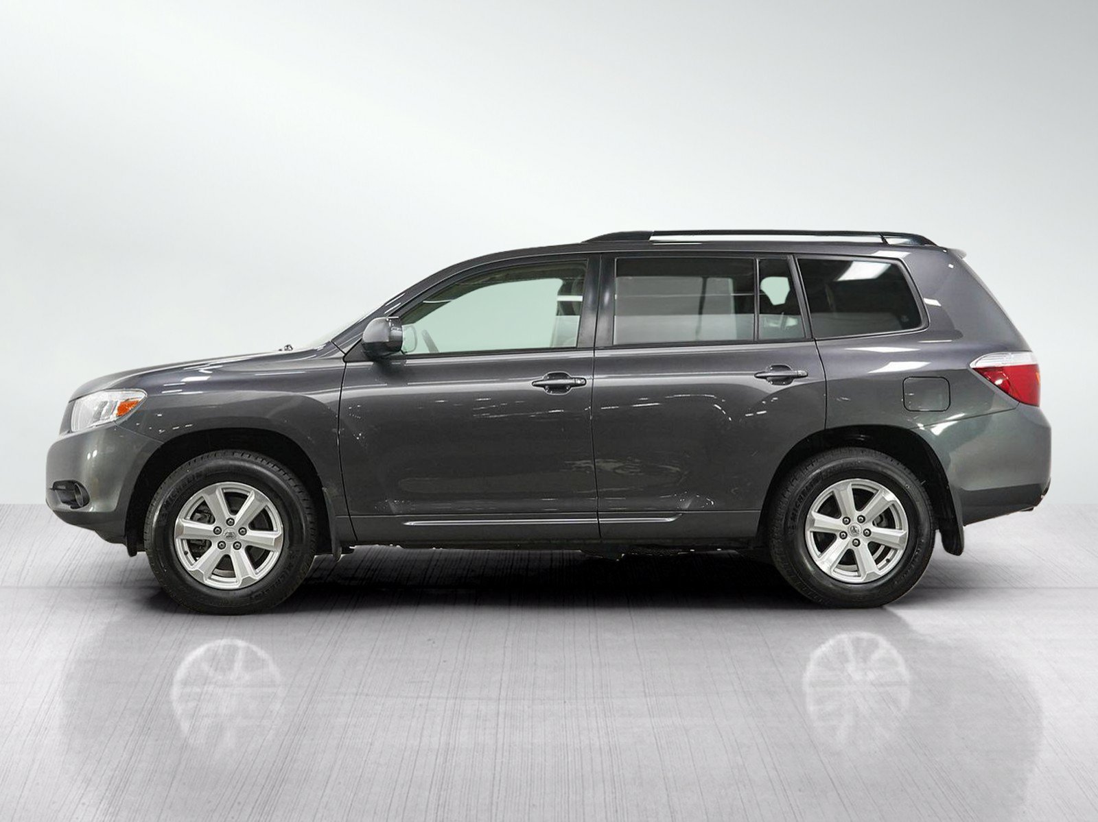 Used 2008 Toyota Highlander Base with VIN JTEES41A982073961 for sale in South Saint Paul, Minnesota