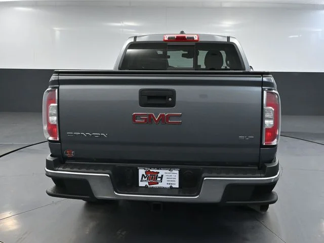Used 2018 Gray GMC SLT image 7