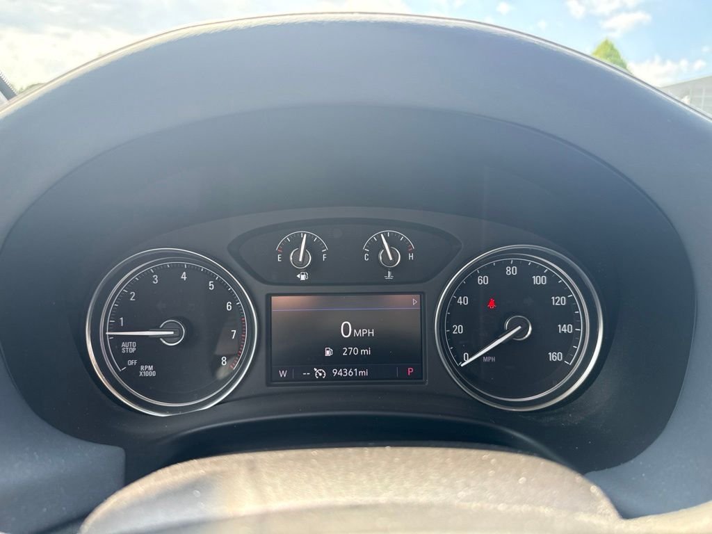 Used 2021 White Buick Essence image 10