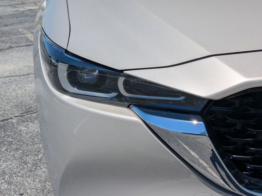 Used 2025 Platinum Mazda 2.5 S Select Package image 10