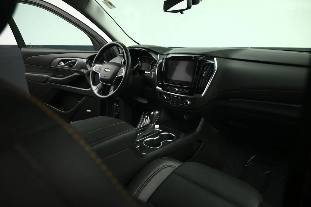 Used 2019 Gray Chevrolet 3LT image 62