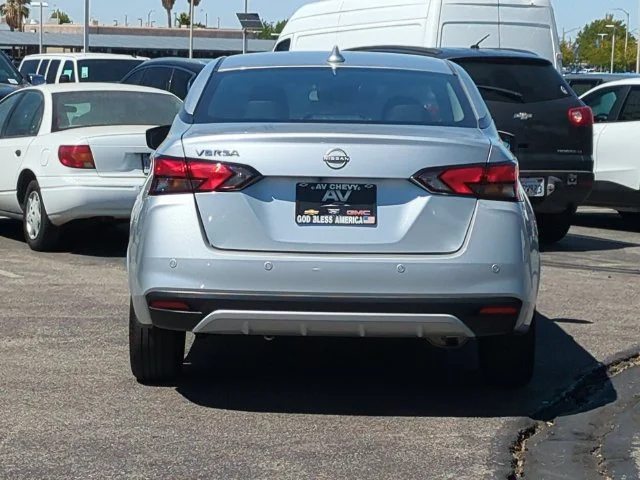 2025 Nissan Versa Sedan SV - Photo 7