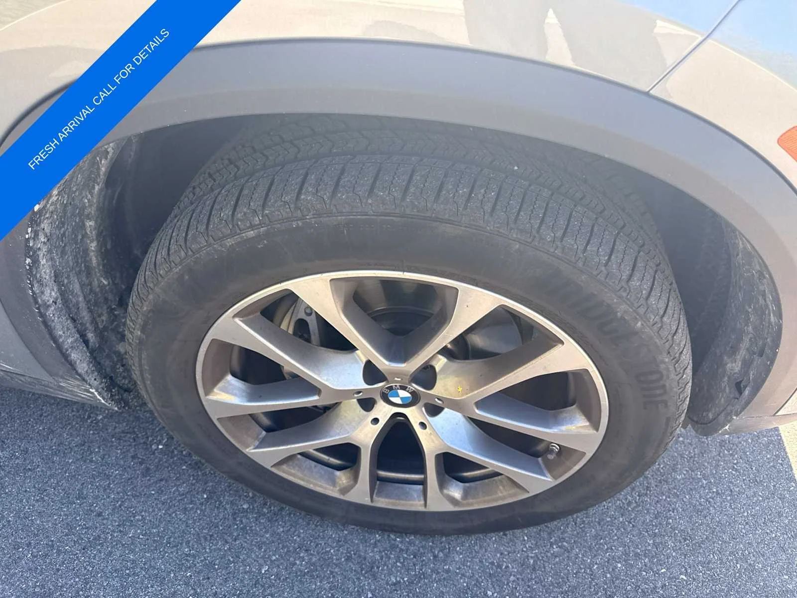 Certified Used 2024 Skyscraper Grey Metallic BMW xDrive40i image 5