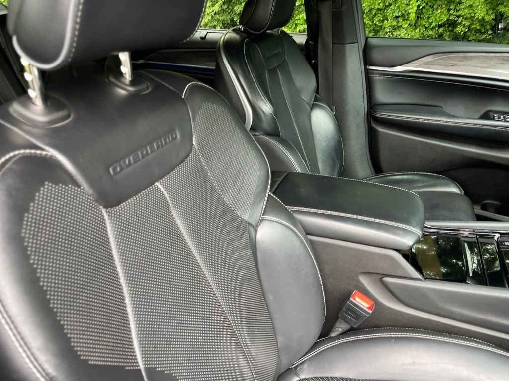 Used 2021 Silver Jeep Overland image 37