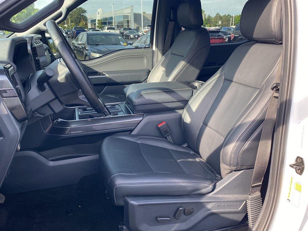 Used 2023 Oxford White Ford XLT image 2