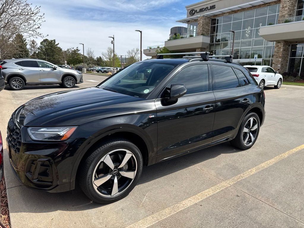 2022 Audi Q5 45 Premium Plus's photo