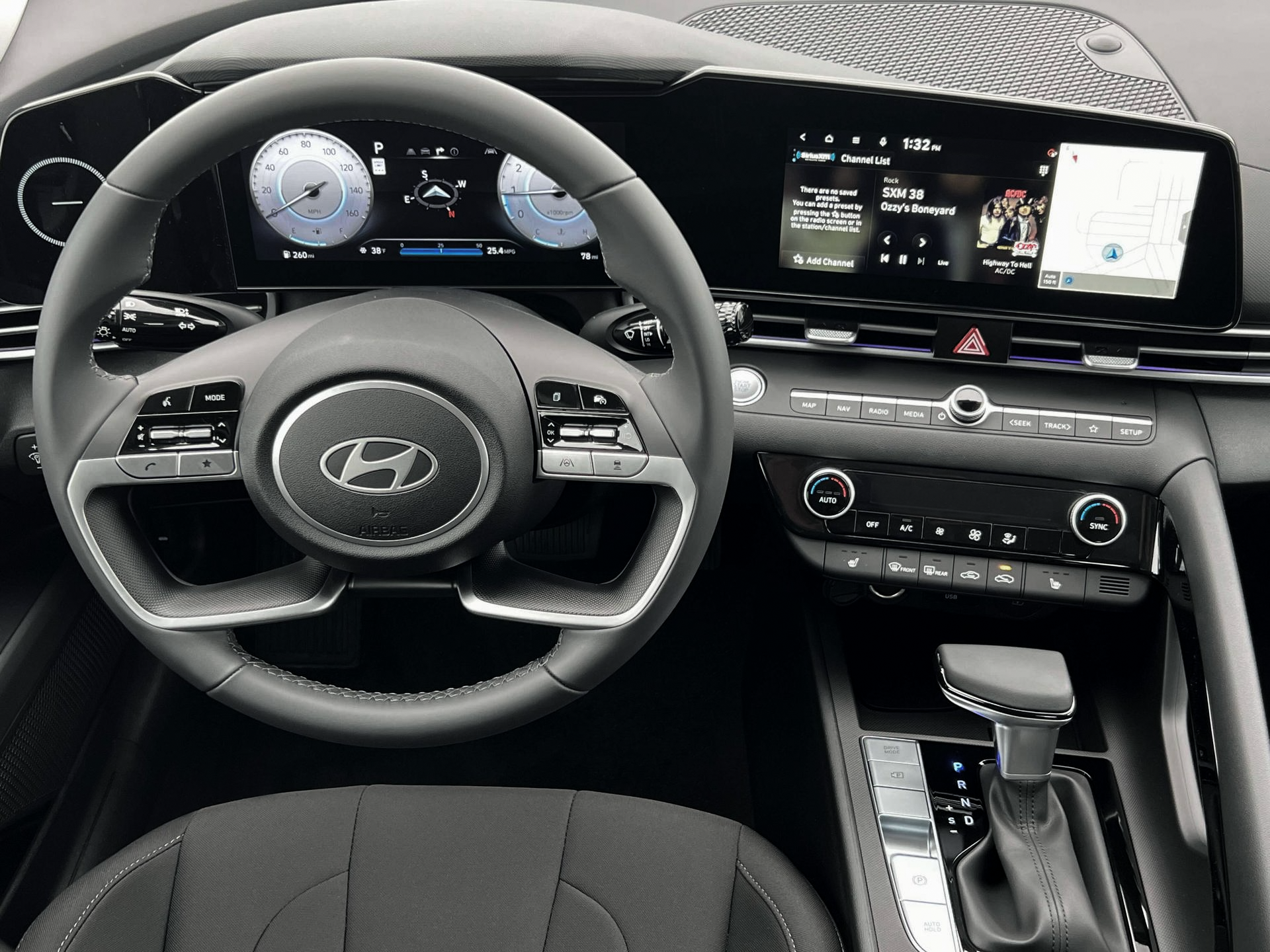 2025 Hyundai Elantra SEL - Photo 17