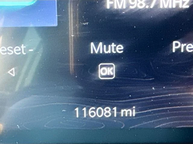 Used 2022 White Jeep Limited image 12