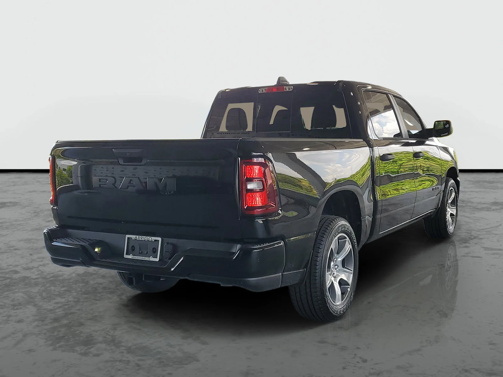 New 2026 Diamond Black Crystal Pearl-Coat Exterior Paint RAM Express image 1