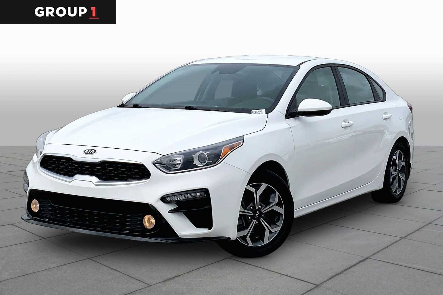 2020 Kia Forte LXS AT's photo