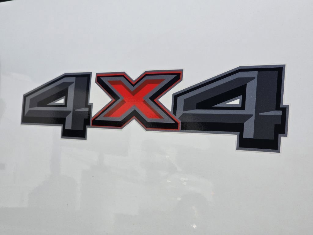 New 2026 Oxford White Ford XL image 27