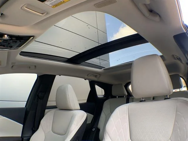 2026 Lexus RX PHEV 450h+ - Photo 22