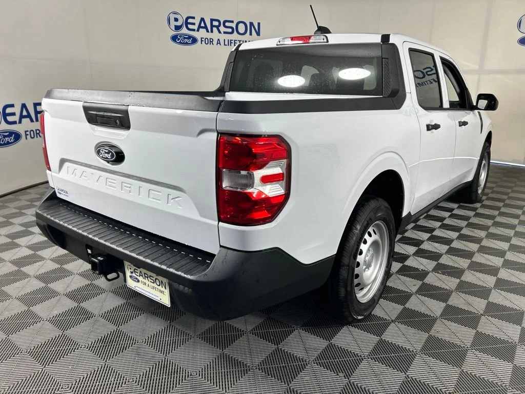 New 2026 Oxford White Ford XL image 6
