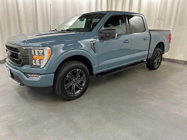 Used 2023 Blue Ford XLT image 2