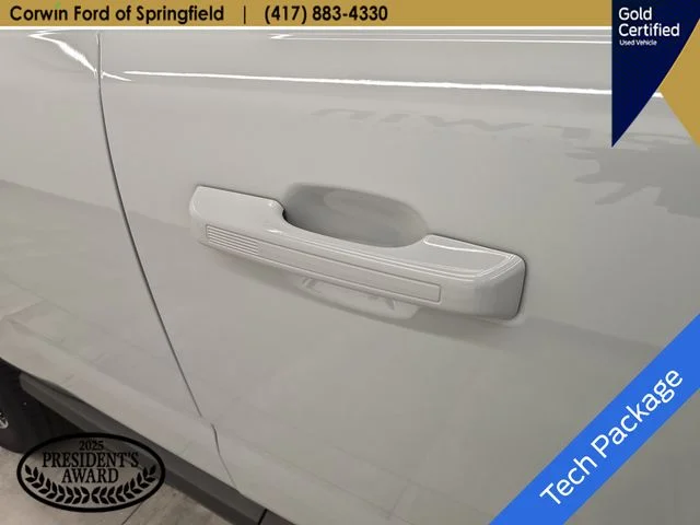 Certified Used 2022 Cactus Green / Gray Ford Outer Banks image 9