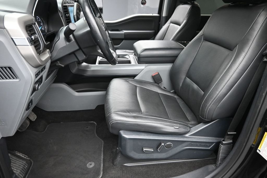 Used 2021 Black Ford XLT image 15