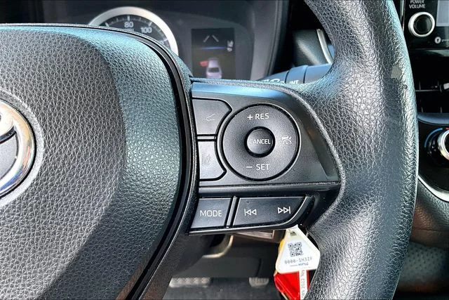Used 2022 Silver Toyota LE image 11