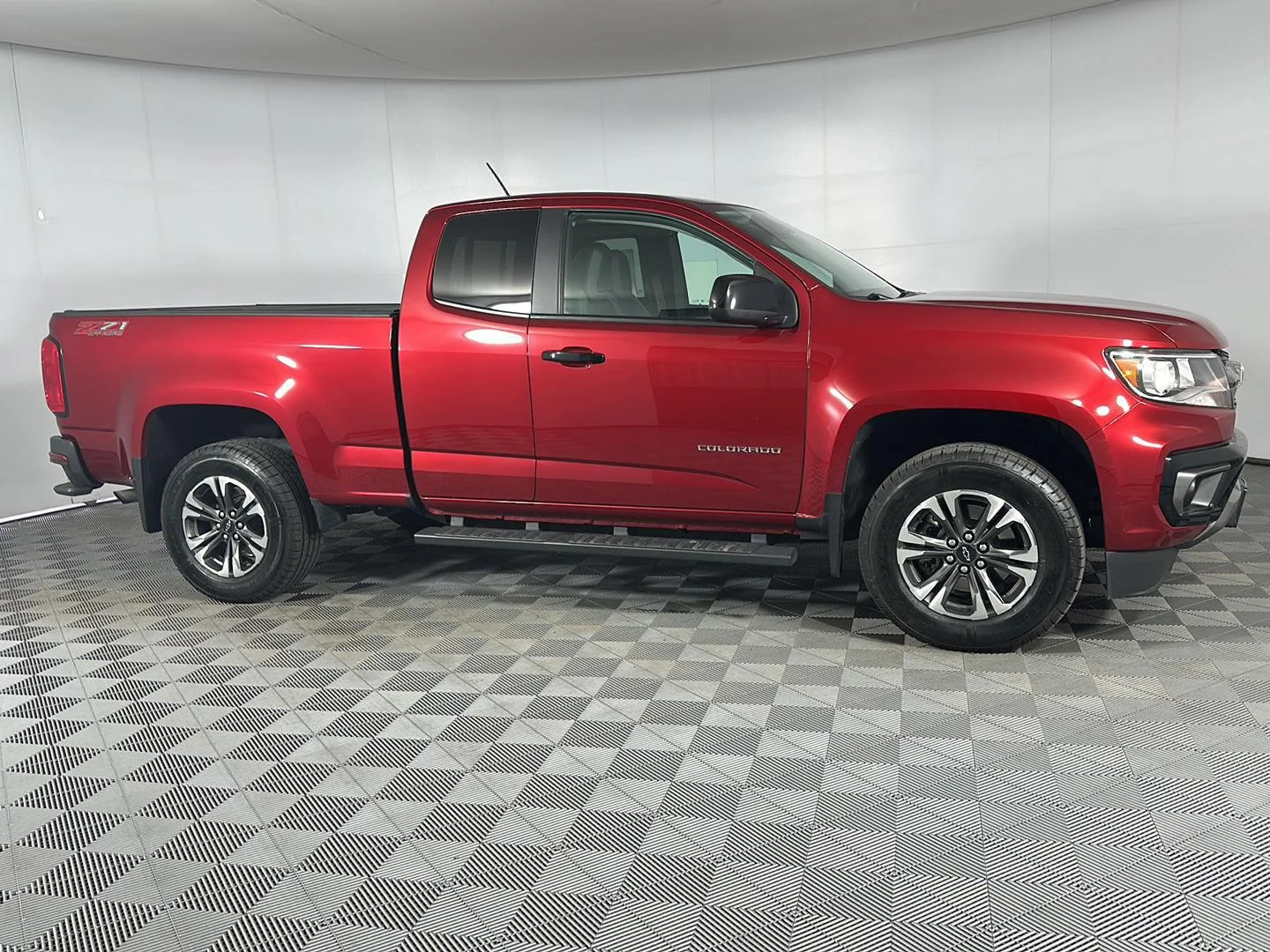 Used 2021 Cherry Red Tintcoat Chevrolet 4WD Z71 image 7