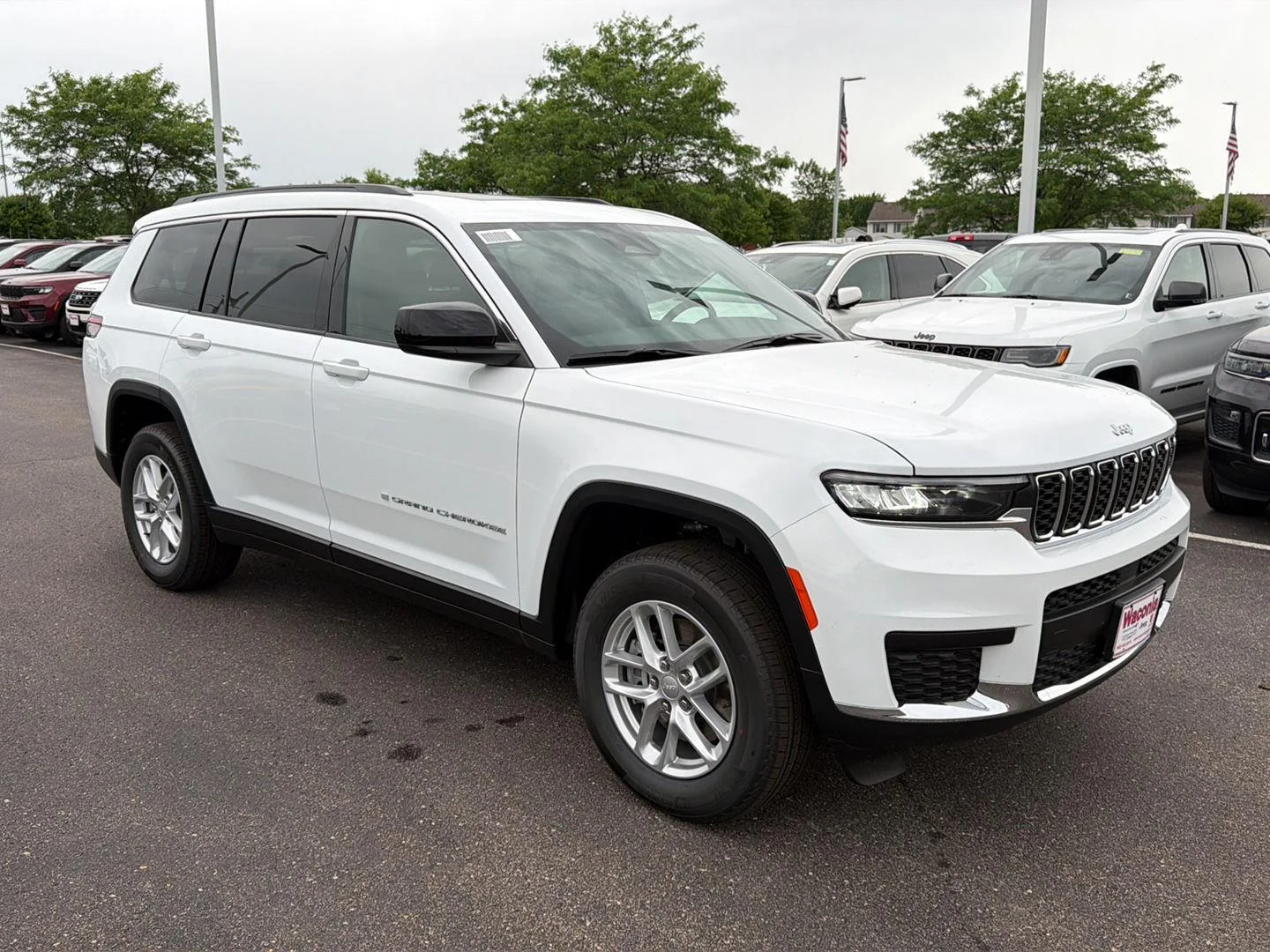 New 2026 Bright White Clearcoat Jeep Laredo X image 2