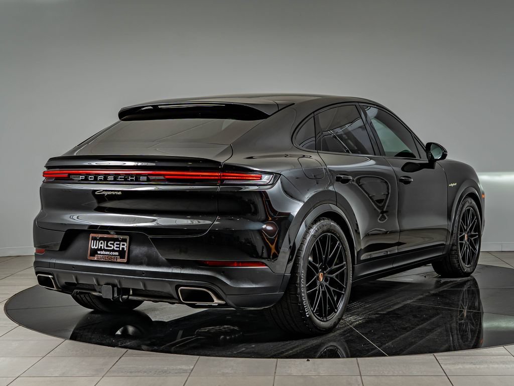 2025 Porsche Cayenne Coup E-Hybrid - Photo 8