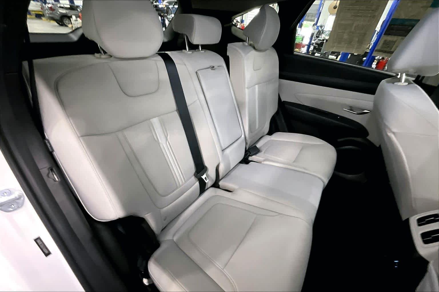 Used 2026 Serenity White Pearl Hyundai SEL image 21
