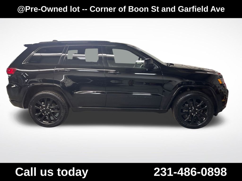Used 2021 Black Jeep Laredo X image 6