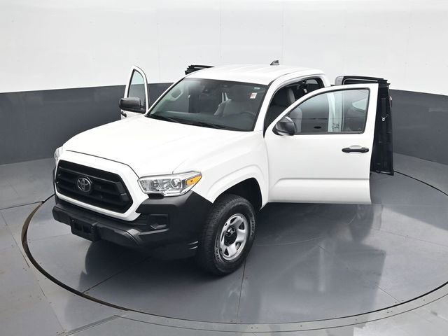 Used 2021 White Toyota SR image 29