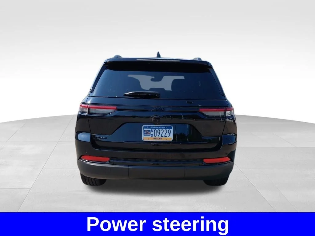 Used 2024 Black Jeep Altitude X image 12