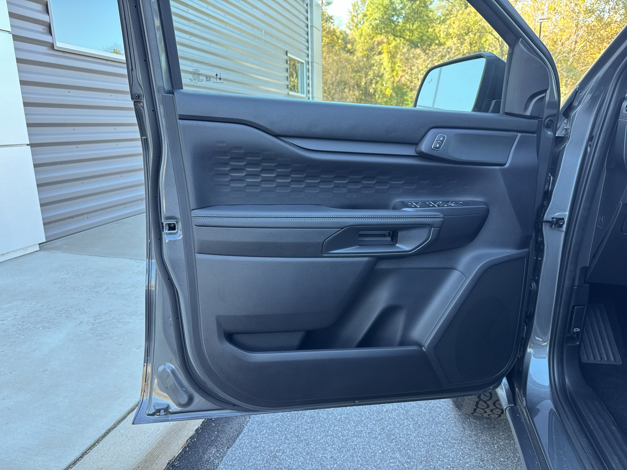 New 2026 Carbonized Gray Metallic Ford XLT image 22