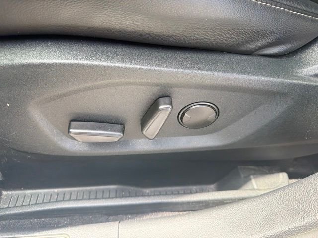 Used 2022 White Ford SEL image 14