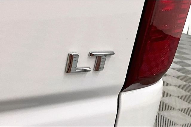Used 2025 Summit White Chevrolet LT image 9