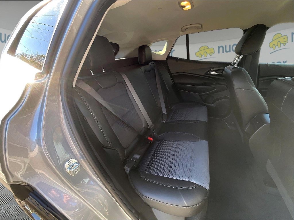 Used 2024 Gray Chevrolet LT image 19