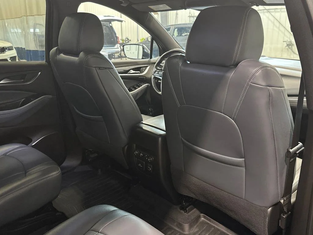 Used 2023 Ebony Twilight Metallic Buick Premium image 33