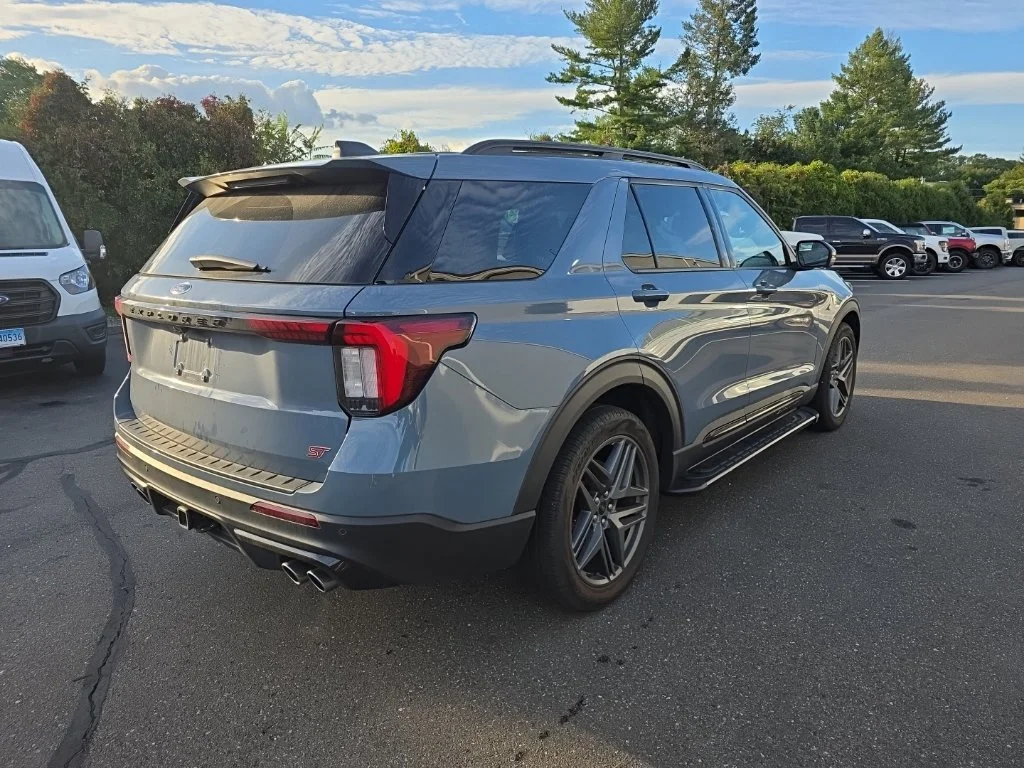 Used 2025 Blue Ford ST image 3