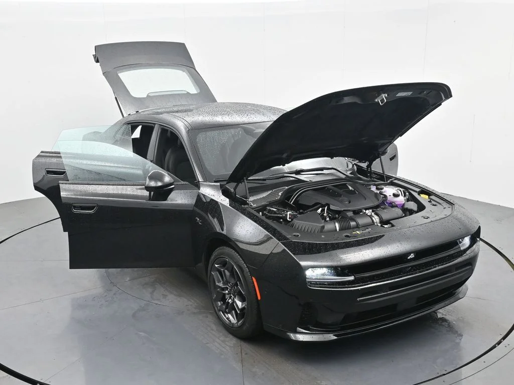 New 2026 Diamond Black Crystal Pearlcoat Dodge R/T image 44