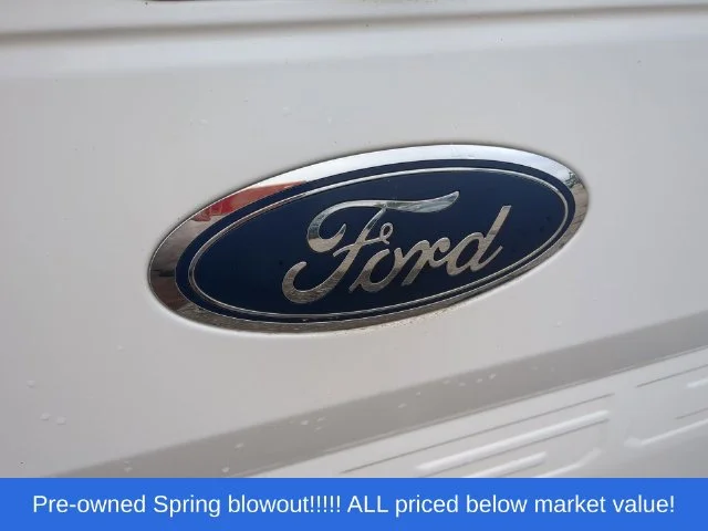 Used 2020 White Ford Lariat image 11
