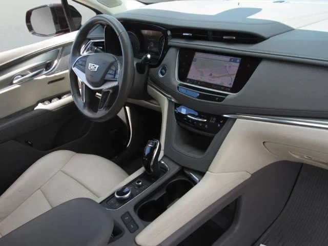 Used 2021 Garnet Cadillac Premium Luxury image 10