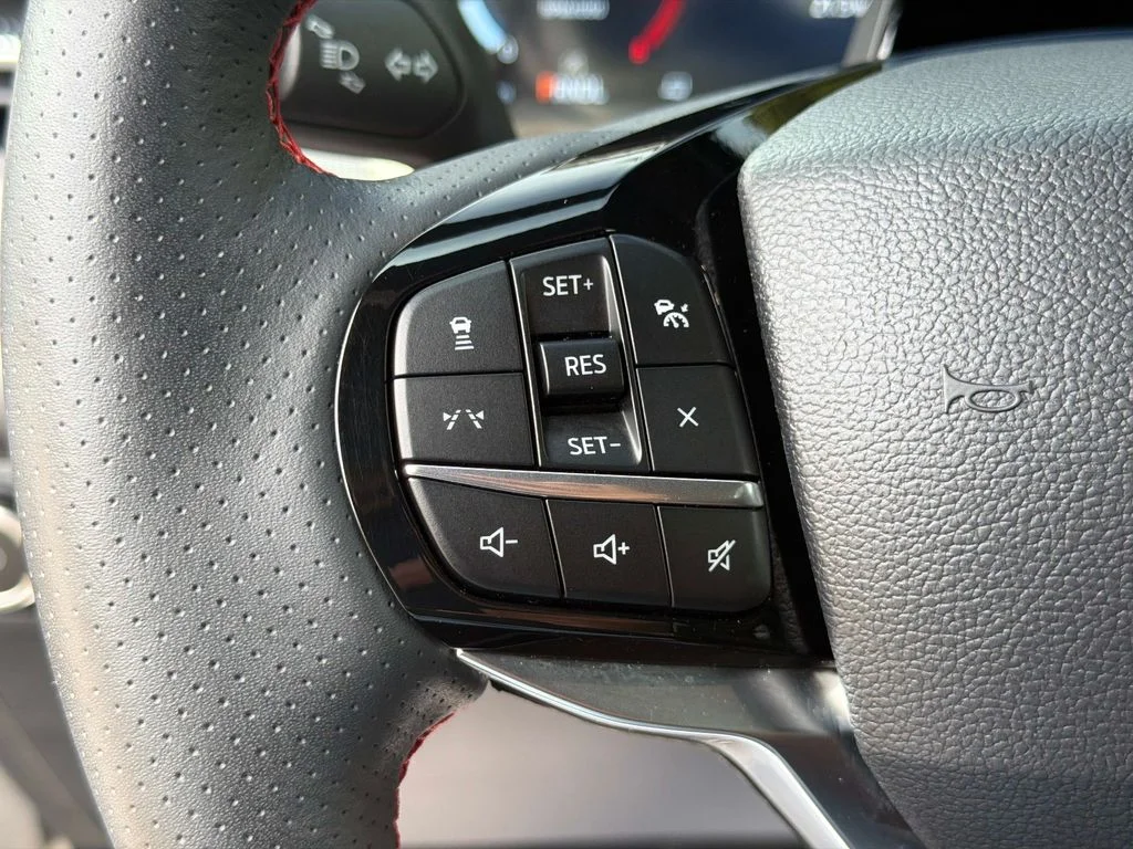 Used 2025 Blue Ford ST-Line image 31