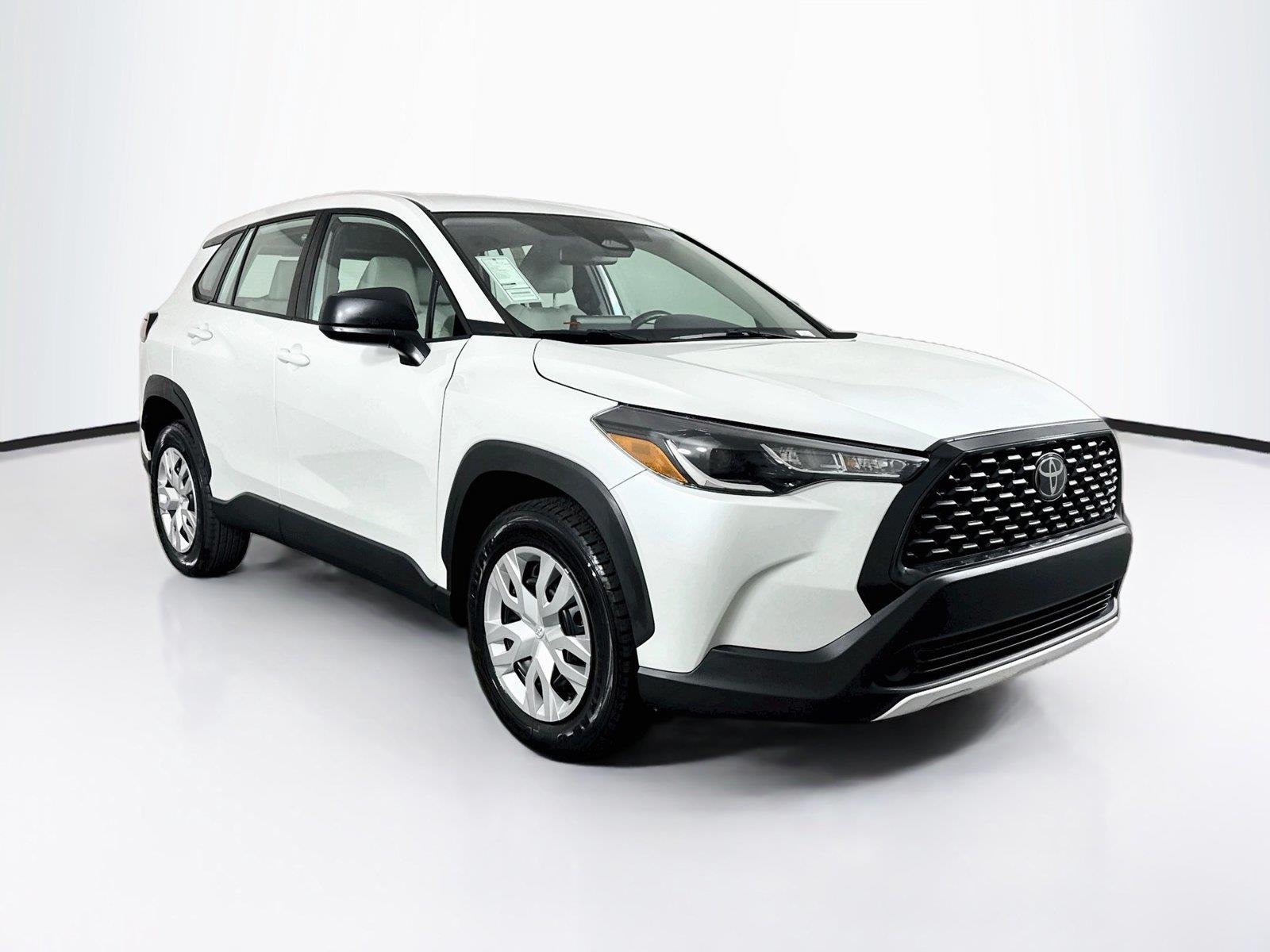 Certified Used 2024 Wind Chill Pearl Toyota L image 9