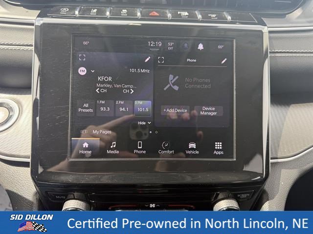 Certified Used 2023 Diamond Black Crystal Pearlcoat Jeep Laredo image 14