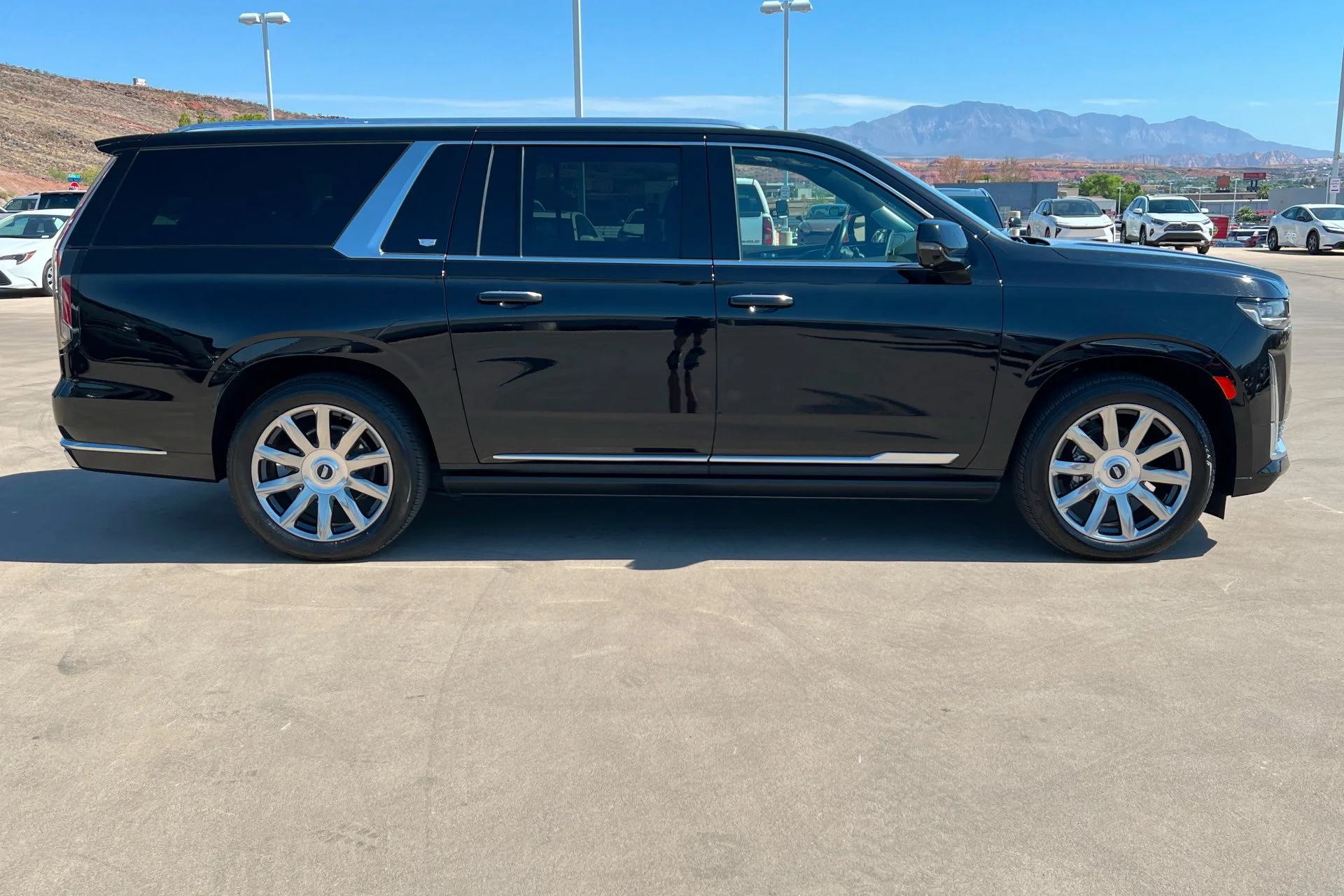 2024 Cadillac Escalade ESV Premium Luxury Platinum - Photo 6