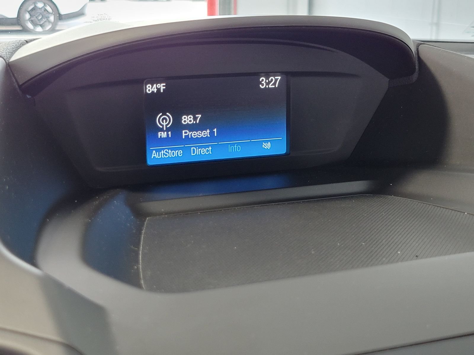Used 2018 Blue Ford SE image 19