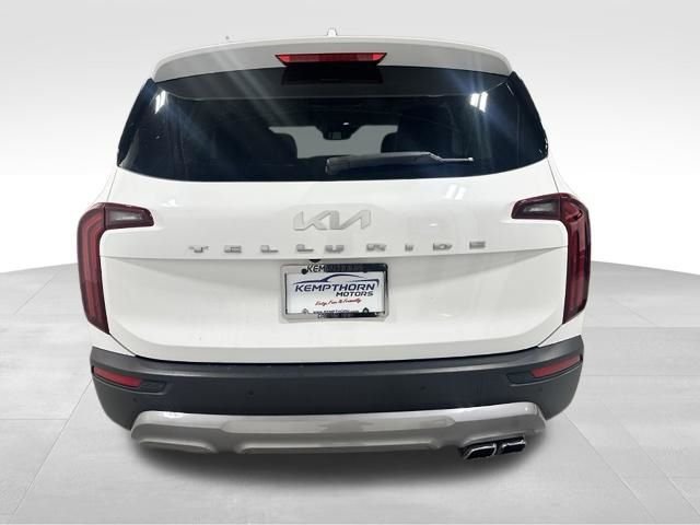 Used 2022 White Pearl Kia SX image 8
