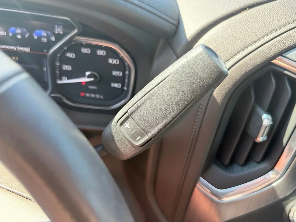 Used 2020 ONYX BLACK GMC Denali image 33
