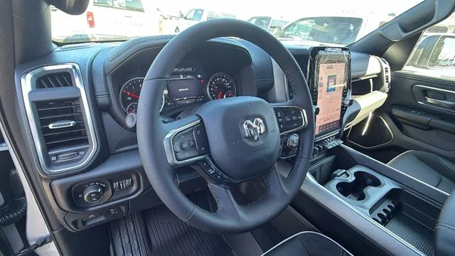 2026 RAM 1500 Laramie - Photo 32