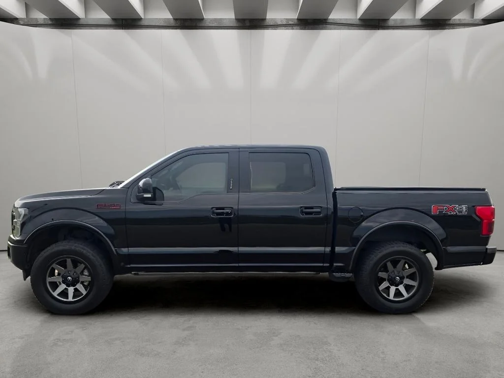 Used 2018 SHADOW BLACK Ford LARIAT image 2