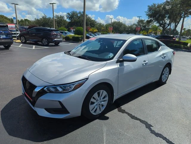 Used 2023 Silver Nissan S image 14