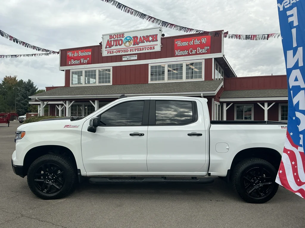 Used 2022 Summit White Chevrolet LT Trail Boss image 7